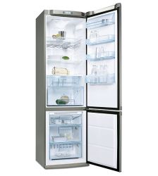 Холодильник Electrolux ENB 39409 X