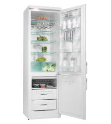 Холодильник Electrolux ERB 3798 W